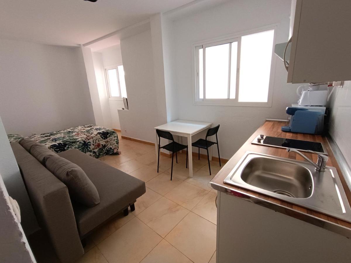 Apartamentos Duende Malaga Luaran gambar